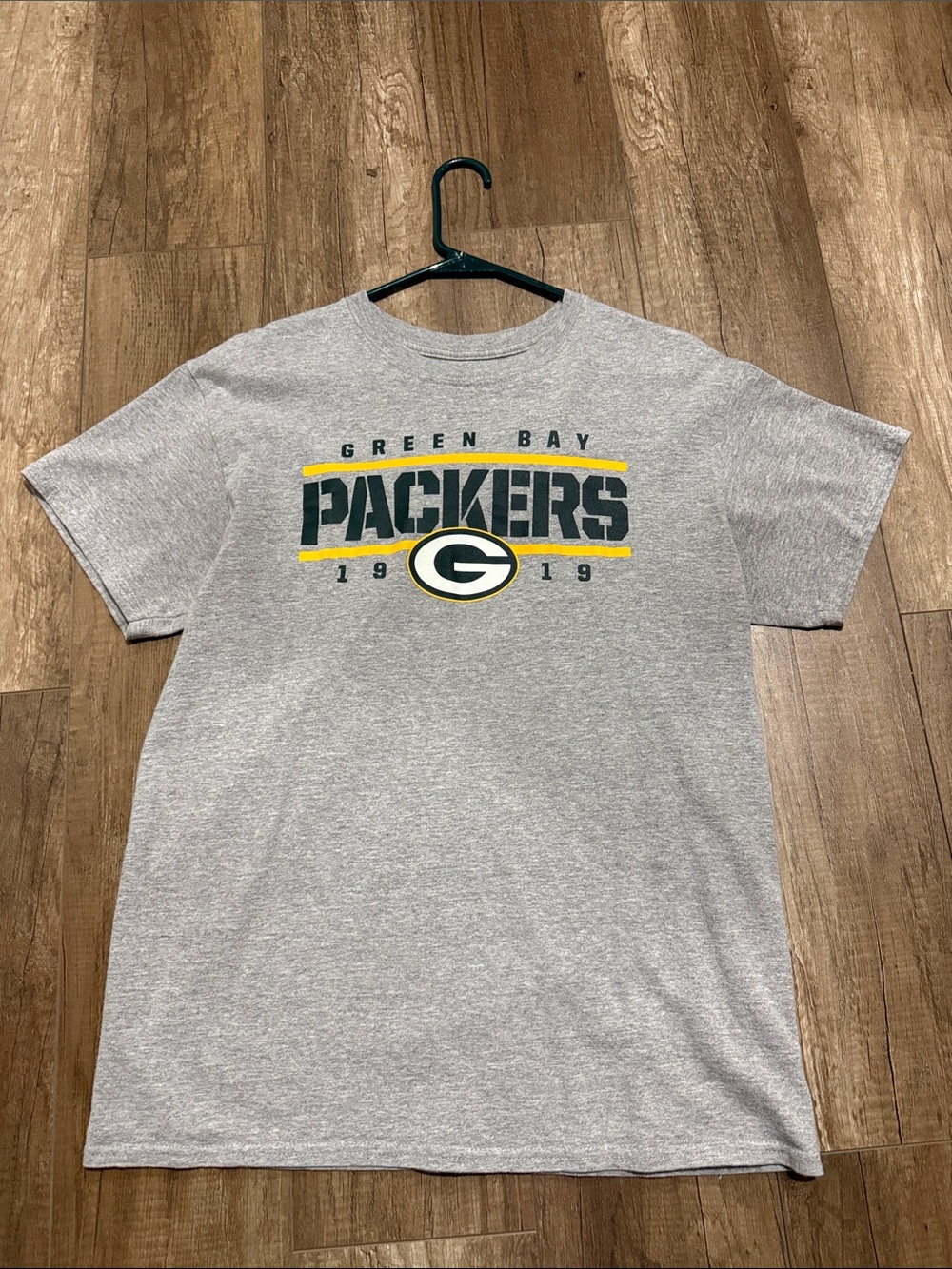 Green Bay Packers T Shirt Size Medium